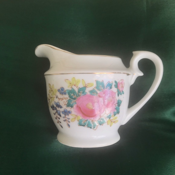 Japanese Roses Creamer Uni-world Floral - Picture 7 of 7